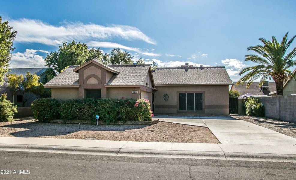 7319 W TUCKEY Lane, Glendale, AZ 85303