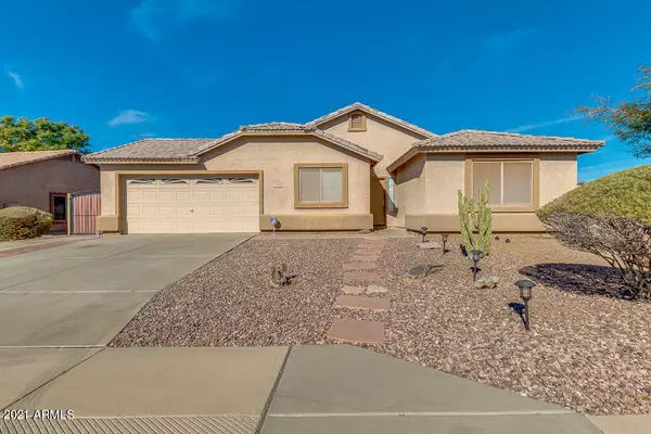 7702 E DOVER Street, Mesa, AZ 85207