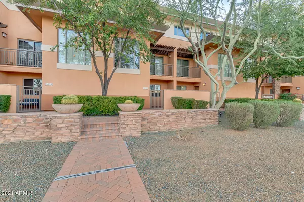 Paradise Valley, AZ 85253,6940 E COCHISE Road #1020