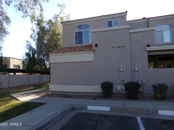 Chandler, AZ 85226,500 N ROOSEVELT Avenue #52