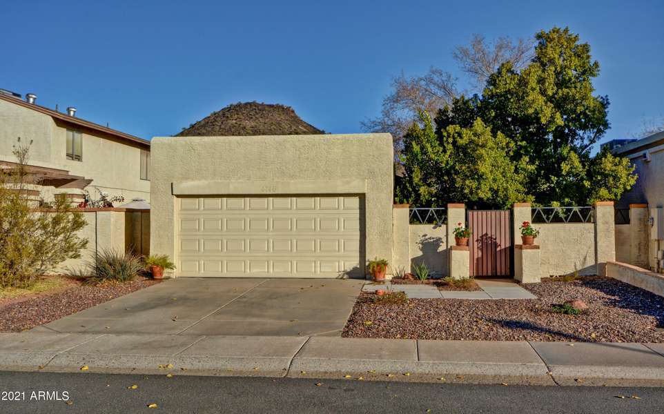 4746 W ESCUDA Drive, Glendale, AZ 85308