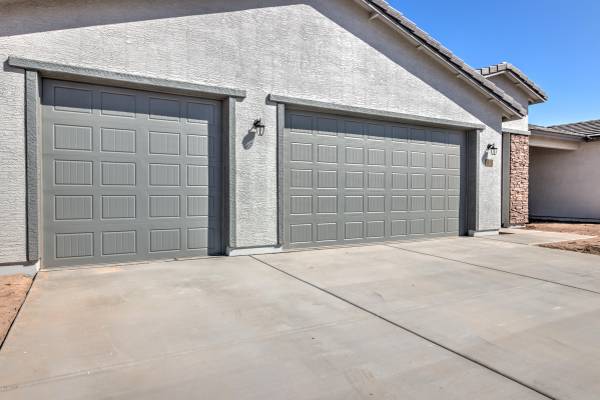 Buckeye, AZ 85396,224 N 294th Drive