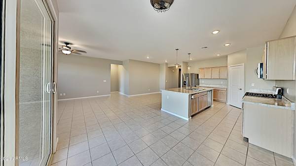 San Tan Valley, AZ 85143,7146 E TEAL Way