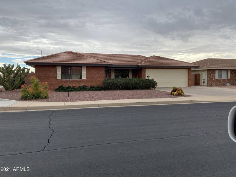 8141 E NEVILLE Avenue, Mesa, AZ 85209