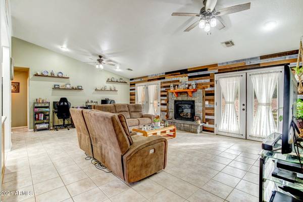 Payson, AZ 85541,511 N Blue Spruce Road