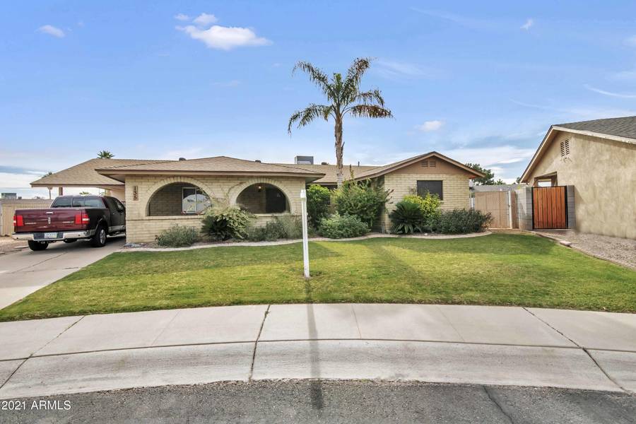 135 W JASPER Drive, Chandler, AZ 85225