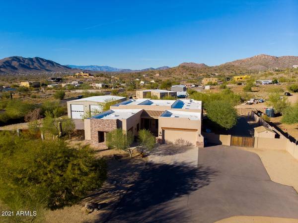 916 E SADDLE MOUNTAIN Road,  Phoenix,  AZ 85086