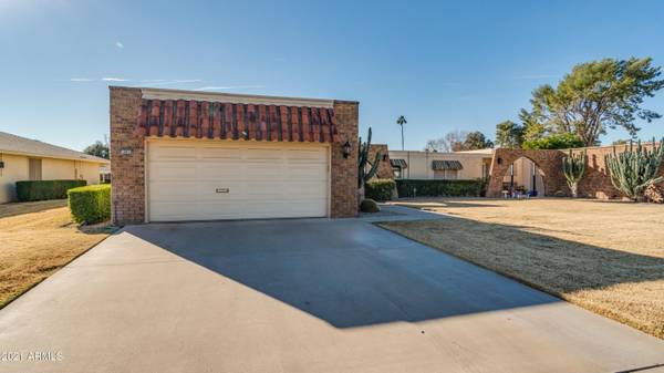 10013 W SHASTA Drive, Sun City, AZ 85351