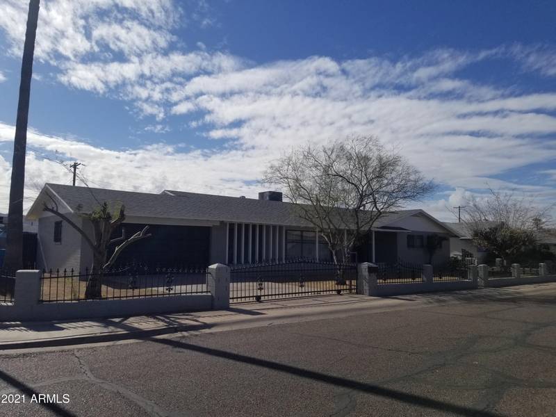 2349 E SCHOOL Drive, Phoenix, AZ 85040