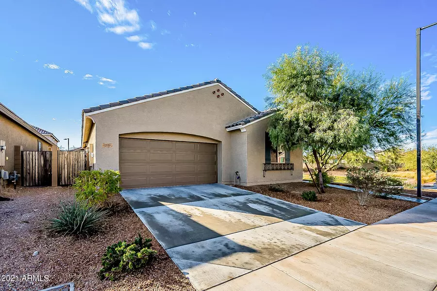 12055 W BRILES Road, Peoria, AZ 85383