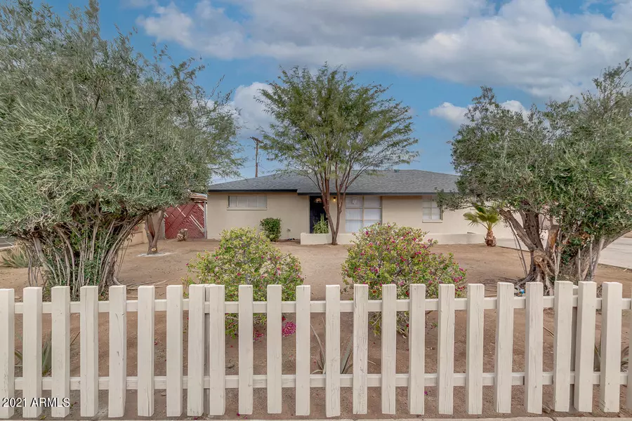 2 W HARWELL Road, Phoenix, AZ 85041