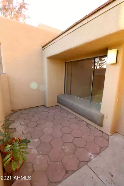 1432 W EMERALD Avenue #37, Mesa, AZ 85202