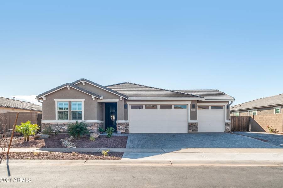 17337 W HEDGEHOG Place, Surprise, AZ 85387