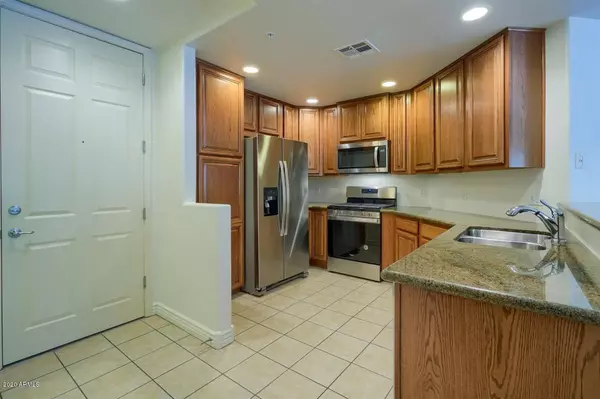 Phoenix, AZ 85054,5350 E DEER VALLEY Drive #1237