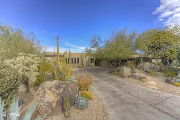 Carefree, AZ 85377,1112 E OCOTILLO Circle