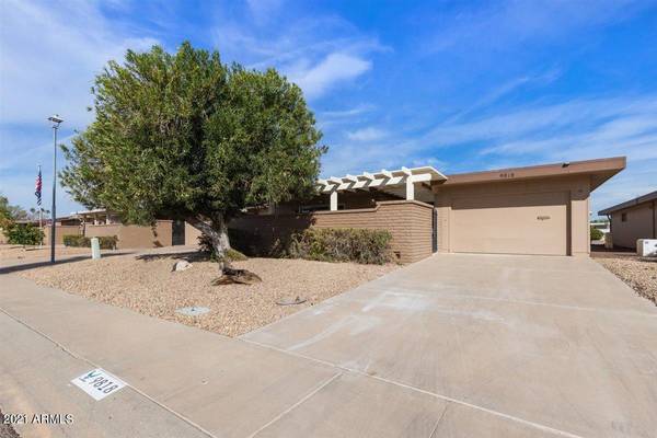 9818 W REDWOOD Drive, Sun City, AZ 85351