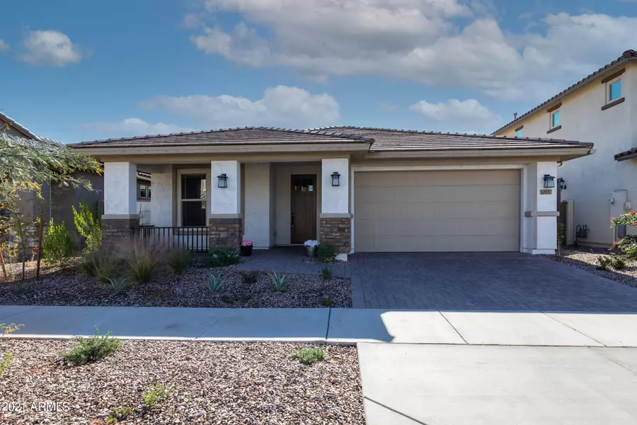 10017 E GAMMA Avenue, Mesa, AZ 85212