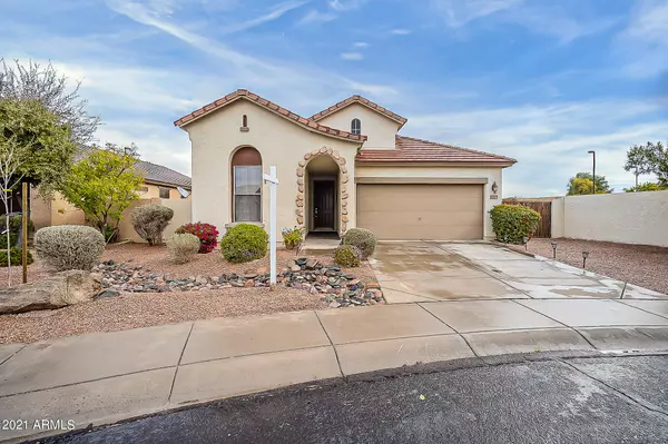 6279 S MARTINGALE Court, Gilbert, AZ 85298