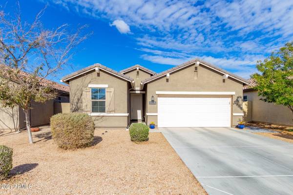 4882 E ALAMO Street, San Tan Valley, AZ 85140