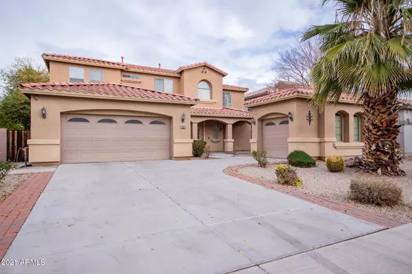 876 W GLENMERE Drive, Chandler, AZ 85225