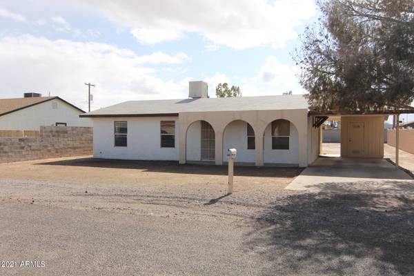 631 W DOUGLAS Avenue, Coolidge, AZ 85128