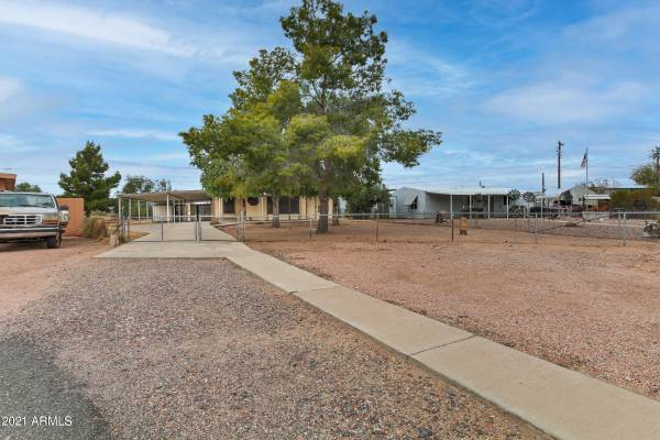 Apache Junction, AZ 85119,1256 E 19TH Avenue