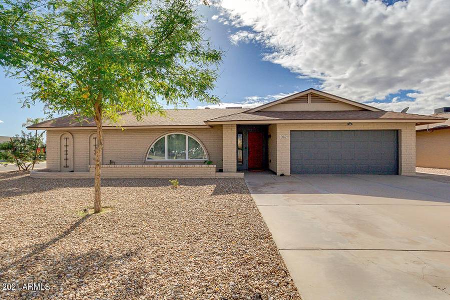 2057 E WATSON Drive, Tempe, AZ 85283