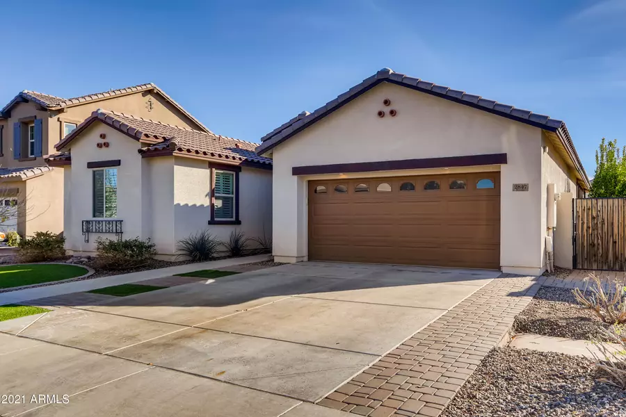 2847 E PRESIDIO Street, Mesa, AZ 85213