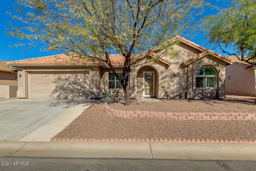 1592 E GLENEAGLE Drive, Chandler, AZ 85249