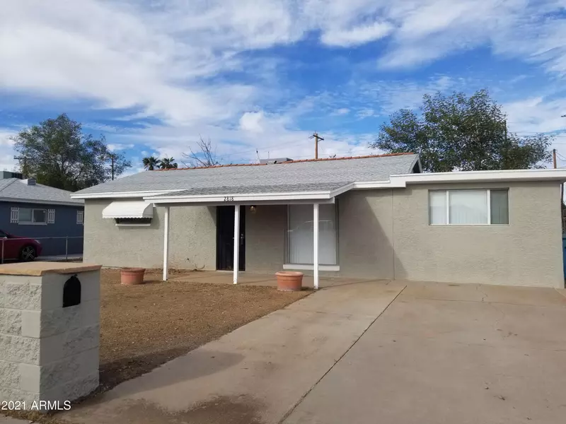 2818 W ROMA Avenue, Phoenix, AZ 85017