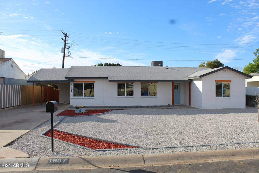 1907 W VERMONT Avenue, Phoenix, AZ 85015