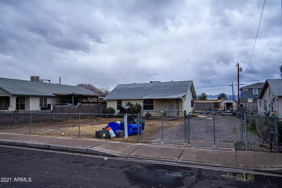 Tolleson, AZ 85353,9313 W JEFFERSON Street