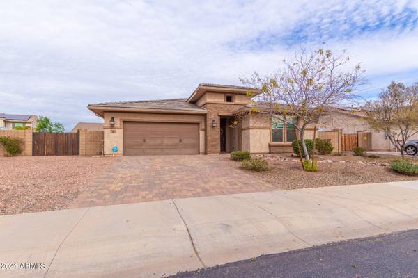 18216 W GLENROSA Avenue, Goodyear, AZ 85395