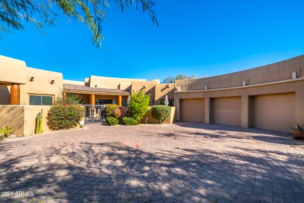 4347 N YARROW Circle, Mesa, AZ 85207