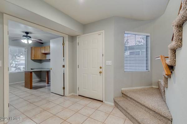 Chandler, AZ 85225,884 E GLENMERE Drive