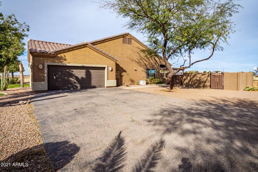 4613 N SIGNAL PEAK Road, Casa Grande, AZ 85194