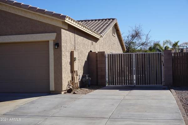 Chandler, AZ 85249,1185 E SAN CARLOS Way