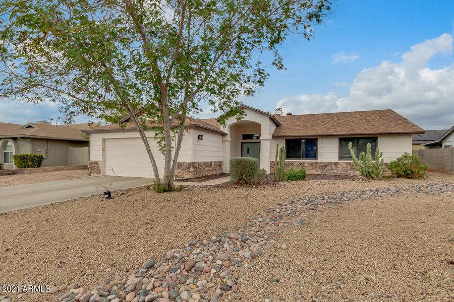 6432 W MOUNTAIN VIEW Road, Glendale, AZ 85302