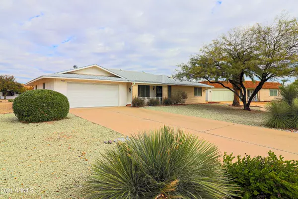 9710 W CEDAR Drive, Sun City, AZ 85351