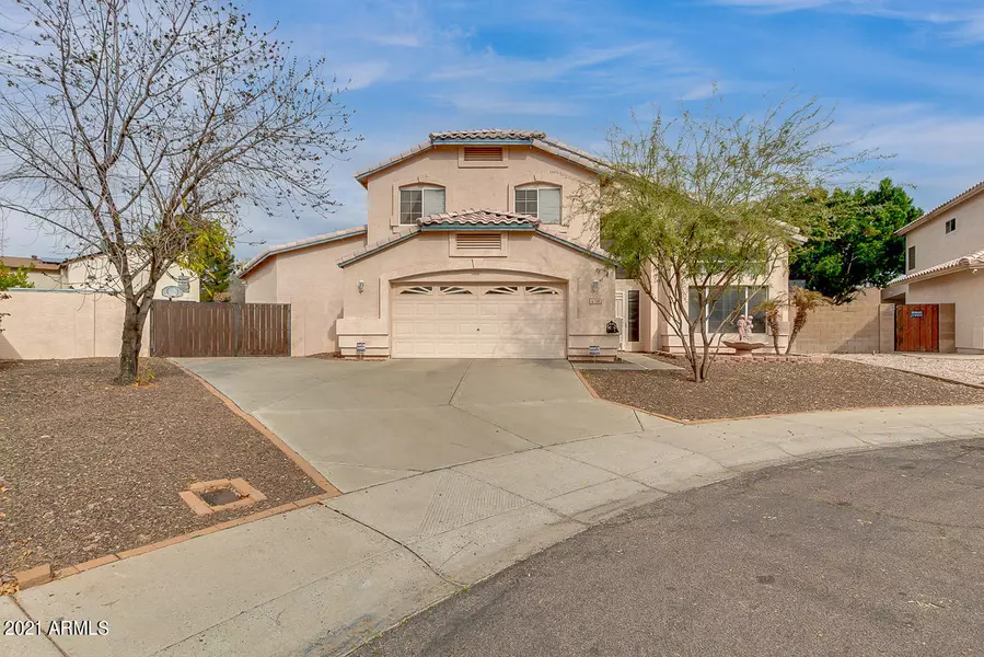 4738 W KRISTAL Way, Glendale, AZ 85308