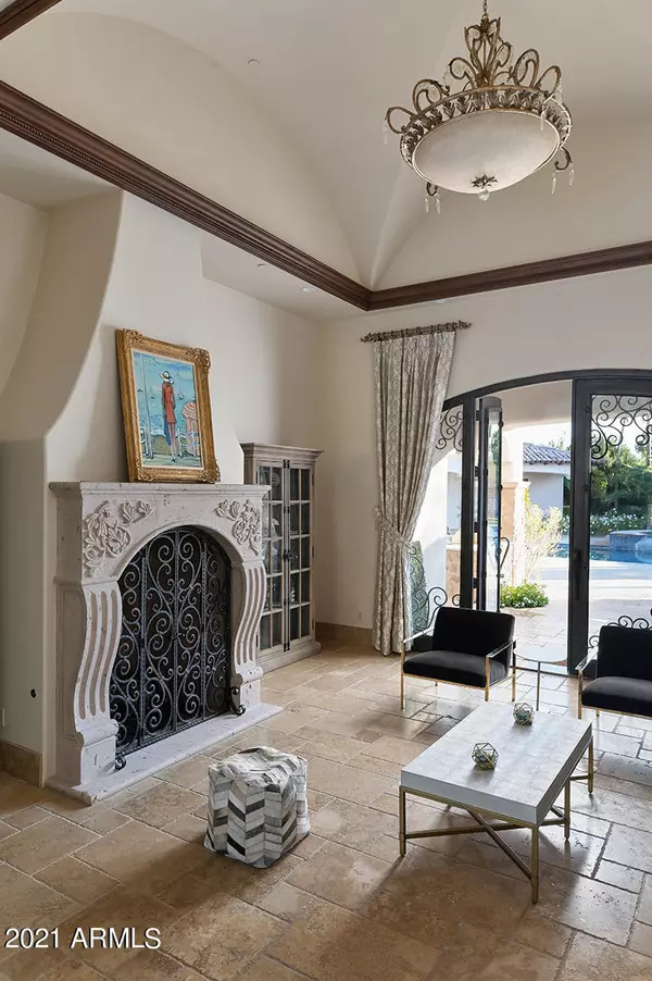 Paradise Valley, AZ 85253,6719 E BLUEBIRD Lane