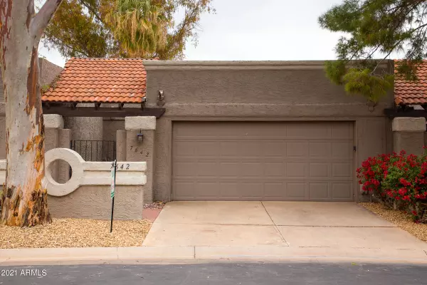 7642 E PLEASANT Run E, Scottsdale, AZ 85258