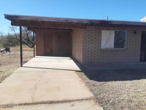 Huachuca City, AZ 85616,2123 N ASPEN Avenue