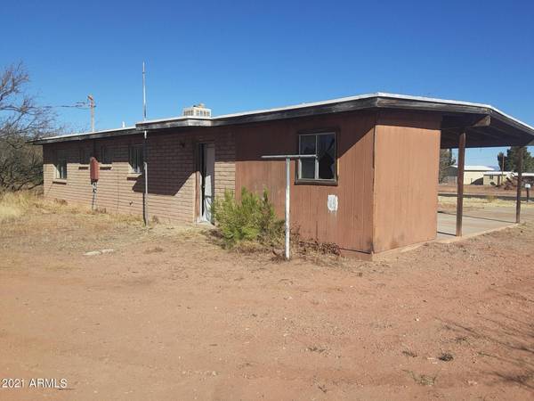 Huachuca City, AZ 85616,2123 N ASPEN Avenue