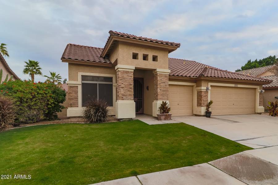 3931 S HOLLYHOCK Place, Chandler, AZ 85248