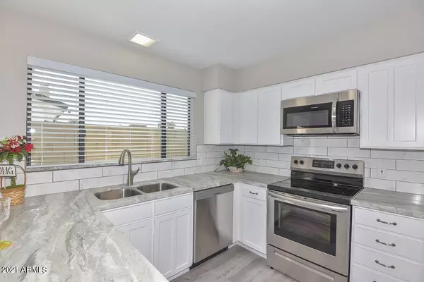 Phoenix, AZ 85053,2839 W Michigan Avenue