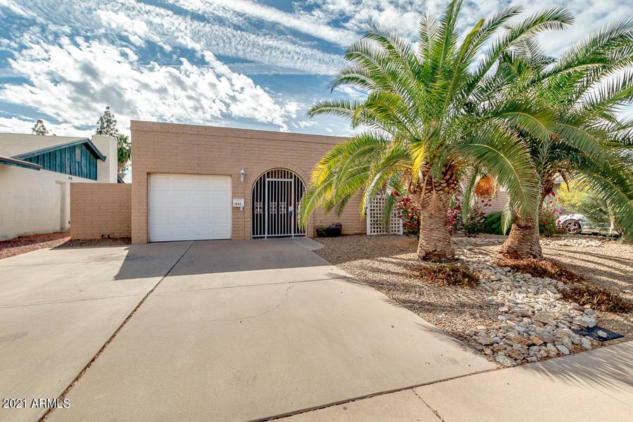 1965 E HUNTINGTON Drive, Tempe, AZ 85282