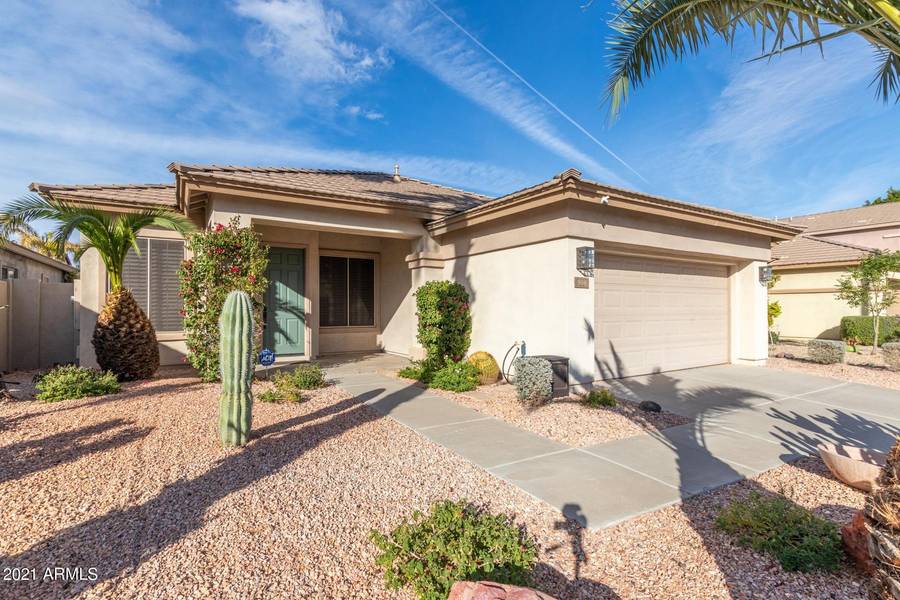 598 E KRISTA Way, Tempe, AZ 85284