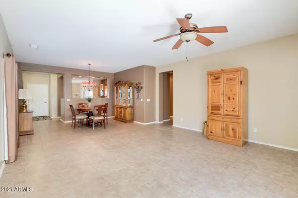 San Tan Valley, AZ 85140,357 E YELLOW WOOD Avenue