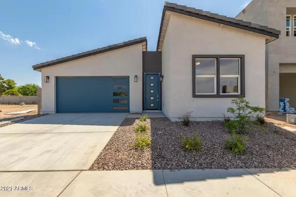 7425 S 23RD Drive, Phoenix, AZ 85041